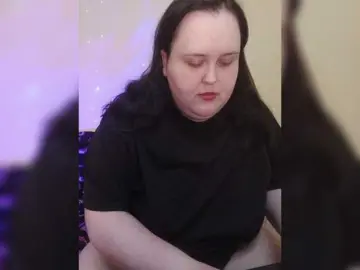 Milashkae from bongacams