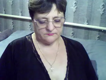 ElzaJewel from bongacams