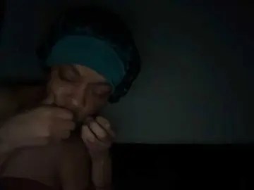 Bongacams Free Porn Cam of DelightfulDark