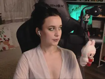 Bongacams Adult Webcam of KiraLiLime