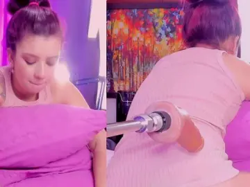 Bongacams Free Live Porn of CandyHolmes