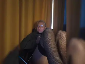 Bongacams Watch Live Sex Cams of Tanysha-1