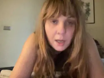 Bongacams Nude Webcam of VivaLipstick