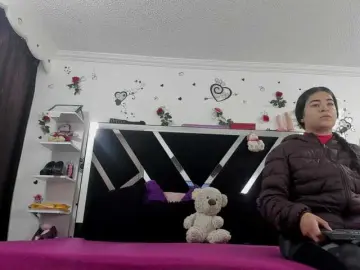 Dreamgirlss from bongacams