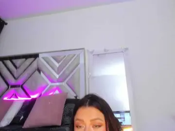 AlanaRouse1 from bongacams