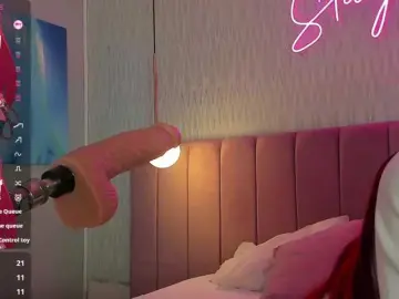 Bongacams Sex Cam of CHERRYFLAME-VC