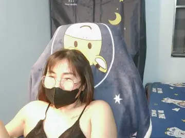 girl30slutty from bongacams