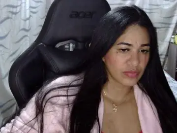 Bongacams Live Sex Cam of Letty33