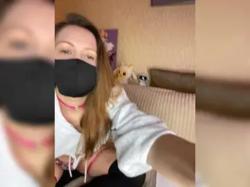 Bongacams Free Porn Cam of Cherry-Cola