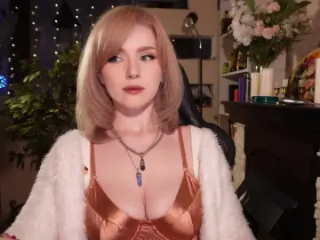 Bongacams Live Sex Cam of ChristieWade