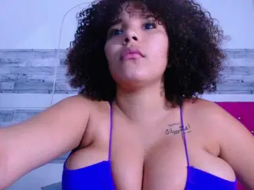 Bongacams Sex Cam of Bignaturalboobs