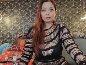 Bongacams Free Porn Cam of YummyMeily