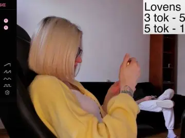 Bongacams Watch Live Sex Cams of Sexy-Sweets