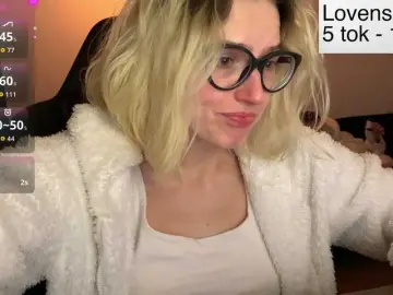 Bongacams Free Live Porn of Sexy-Sweets