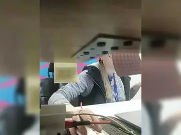 Bongacams Free Porn Cam of Angelinamik