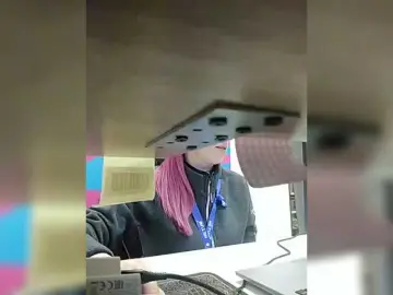 Bongacams Live Sex Cam of Angelinamik