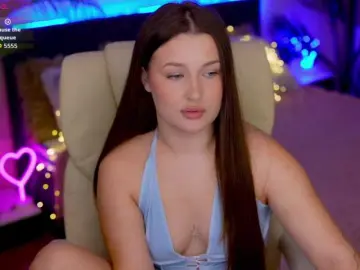 Bongacams Watch Live Sex Cams of OneLaya