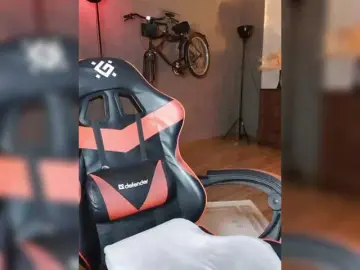 Bongacams Free Porn Cam of a-squirter