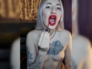 Bongacams Nude Webcam of a-squirter