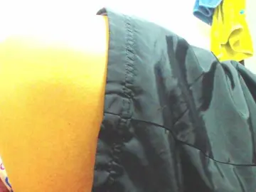 Bongacams Live Sex Cam of HOTTTSKIN