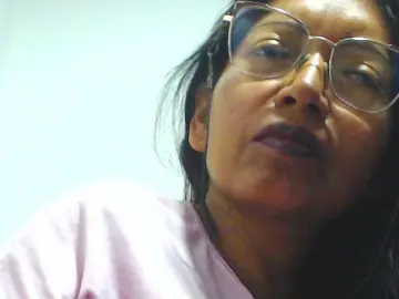 Bongacams Live Sex Cam of HOTTTSKIN