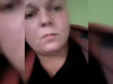 Bongacams Watch Live Sex Cams of EmmaXlove