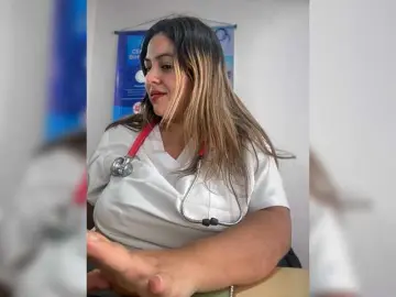 Bongacams Adult Video Chat of IVON-2609