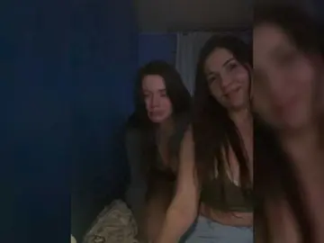 KrissMilss21001 from bongacams