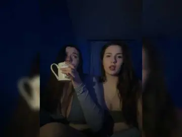 Bongacams Nude Webcam of KrissMilss21001