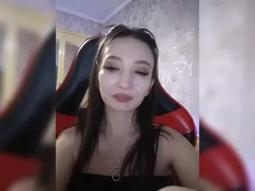 LenaMeyer from bongacams