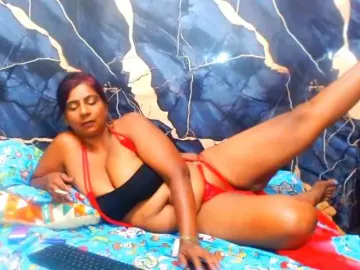 Bongacams Free Porn Cam of indianerotica69