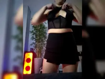 Bongacams Sex Cam of OlyaKolya