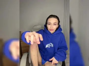 Bongacams Adult Webcam of AdeleLaCroix