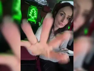 Bongacams Best live sex cam show of -AnnaMaria-