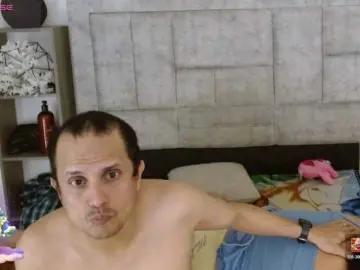 Bongacams Watch Live Sex Cams of CandyandJhon