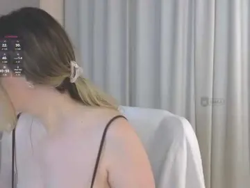 Bongacams Watch Live Sex Cams of AmieHerry