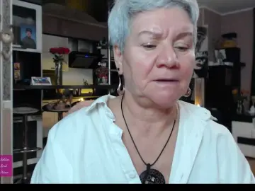 Bongacams Free Porn Cam of roxana-brooks