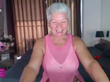 roxana-brooks from bongacams