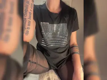 Bongacams Live Sex Cam of KarolinaMilf