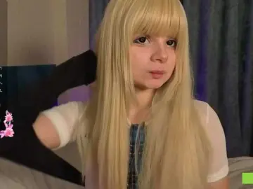 Bongacams Nude Webcam of Charlotte-mitchelle