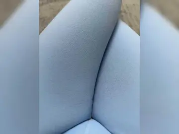 Bongacams Live Sex Cam of Madison01