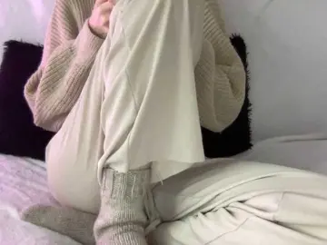 Bongacams Free Live Porn of BestyBoobs