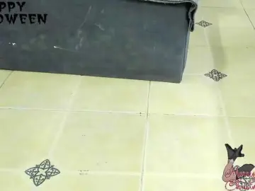 Bongacams Watch Live Sex Cams of Kloe-sex-hot