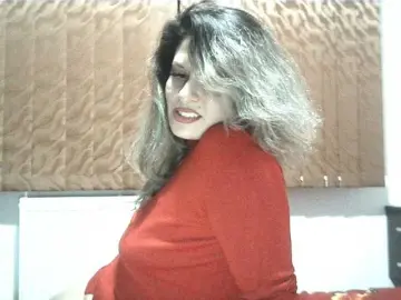 Bongacams Live Sex Cam of lionessmom