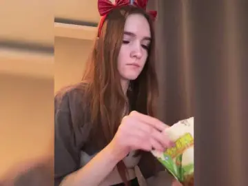 -APELSINKA- from bongacams