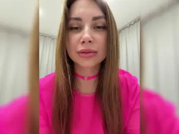 Bongacams Watch Live Sex Cams of -LeiaProseccina-
