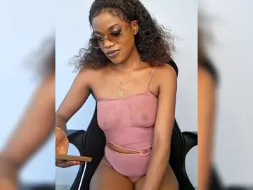 Bongacams Adult Webcams of GlobeTrottieHottie1