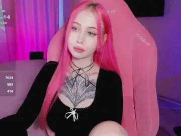 Bongacams Nude Webcam of luvsoak