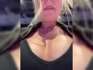 Bongacams Adult Webcam of KotiMrrr