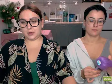 Bongacams Live Sex Cam of dreamteamgirls